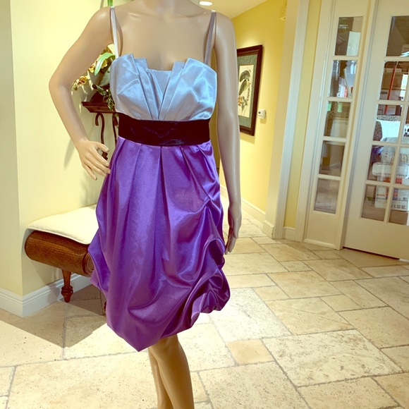 Iz byer dress perfect for a cocktail or formal - Picture 1 of 6